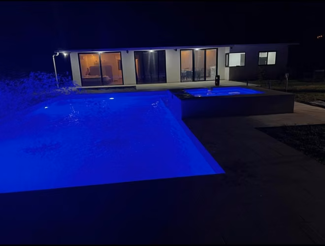 SE VENDE ESPECTACULAR Y AMPLIA CASA EN CORONADO - Imagen 8
