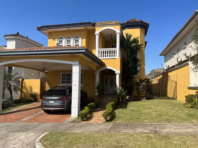 C2596J SE VENDE AMPLIA CASA EN ALTOS DE PANAMA - Imagen 6