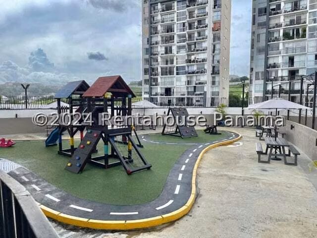 Se Vende Apartamento en Ricardo J Alfaro LA27-1720