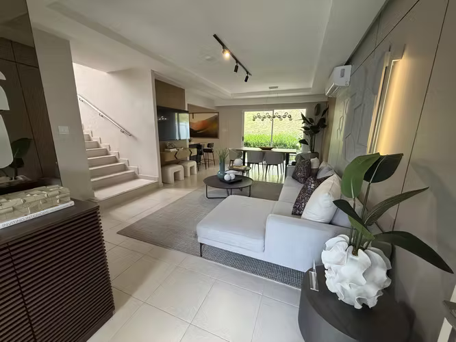 EN REMATE CASA EN BRISAS DEL GOLF - DR