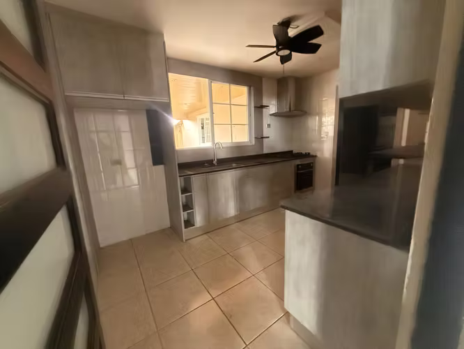 SE VENDE CASA DE REMATE BANCARIO - DR - Imagen 10