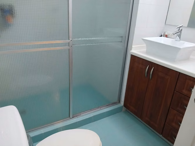 ALQUILO APARTAMENTO  AMOBLADO EN MARBELLA - Imagen 8