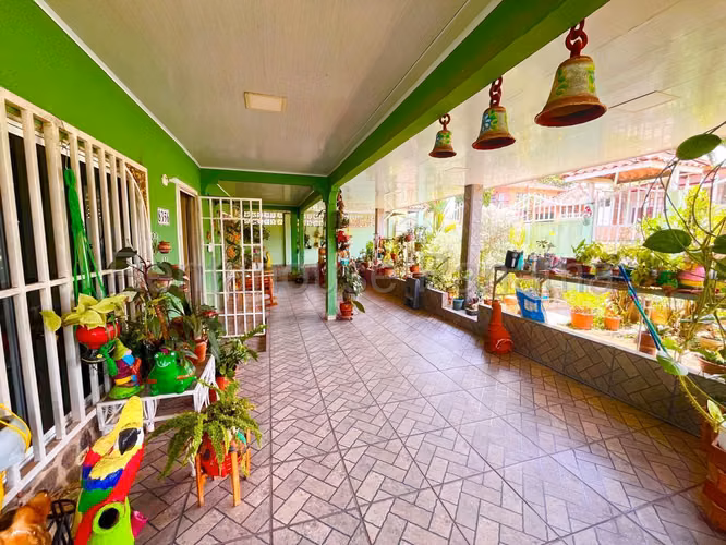 HOUSE FOR SALE IN CHORRERA DDB27-1721