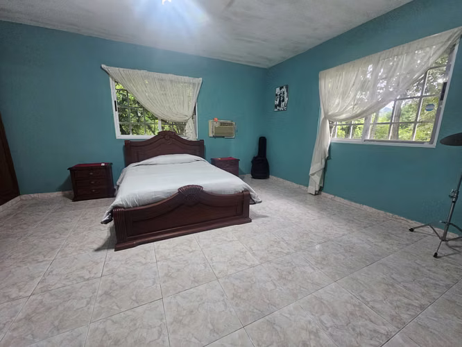 2 Hectáreas de Terreno con Residencia Estilo Villa, Ideal para Inversión Recreacional - Imagen 15