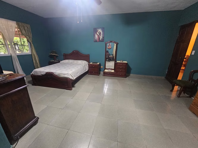 2 Hectáreas de Terreno con Residencia Estilo Villa, Ideal para Inversión Recreacional - Imagen 17