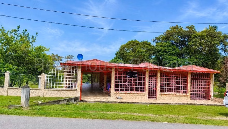 VENTA DE CASA EN HERRERA DDB27-1633