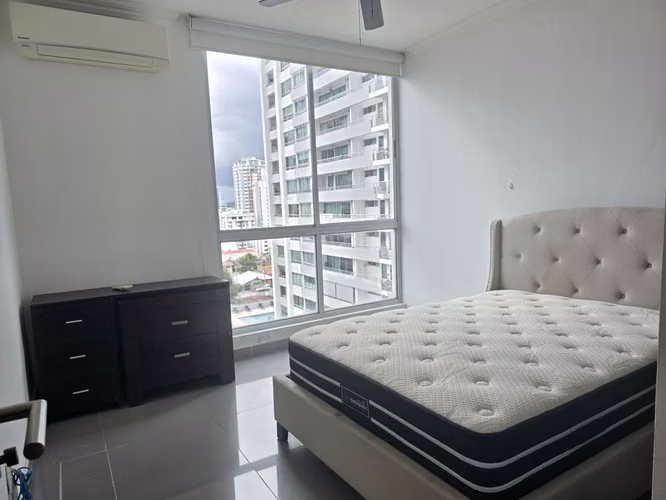 Alquilo cómodo apartamento