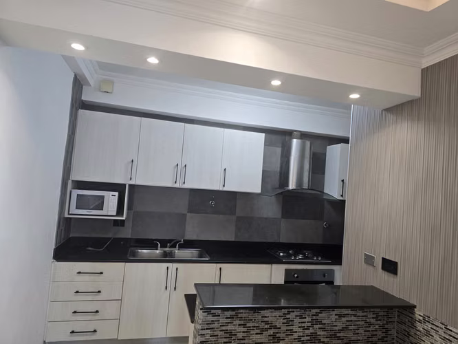 Alquilo cómodo apartamento