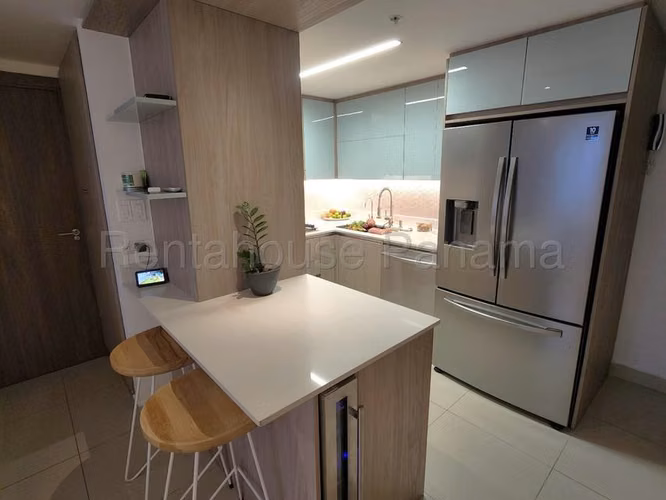 Alquiler de apartamento en Ph Worldwide 27MVCH1214 - Imagen 4