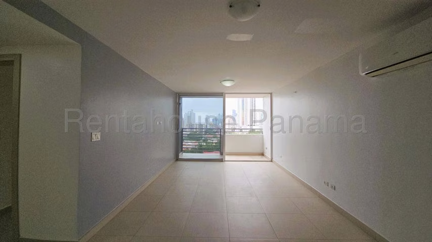Alquiler de apartamento con  balcón en El Carmen - Imagen 18