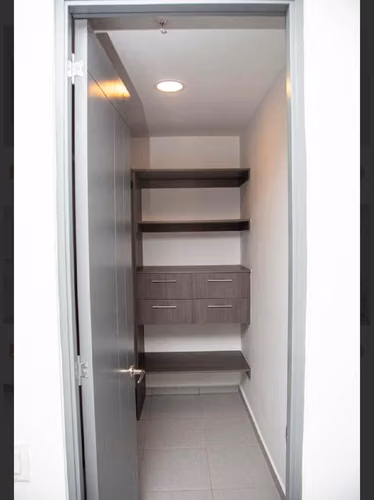 Alquiler PH Aviñones Towers - Imagen 10