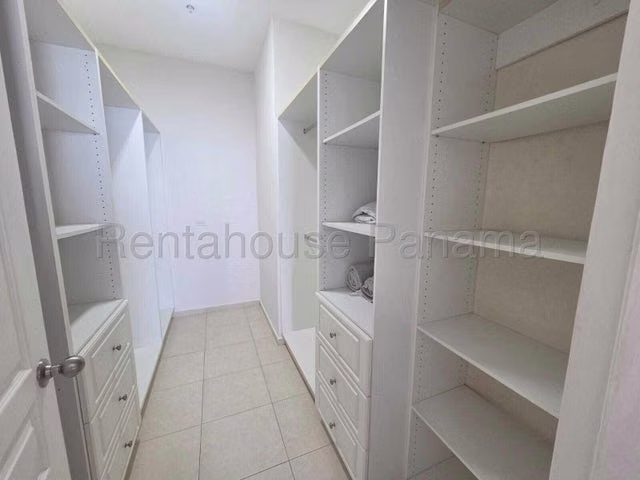 Alquiler de Apartamento en Avenida Balboa 27LBR1737 - Imagen 11