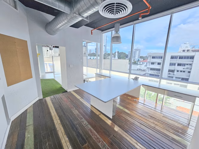 Venta de Oficina remodelada en PH Molon Tower - Bella Vista. Haga una oferta - Imagen 4
