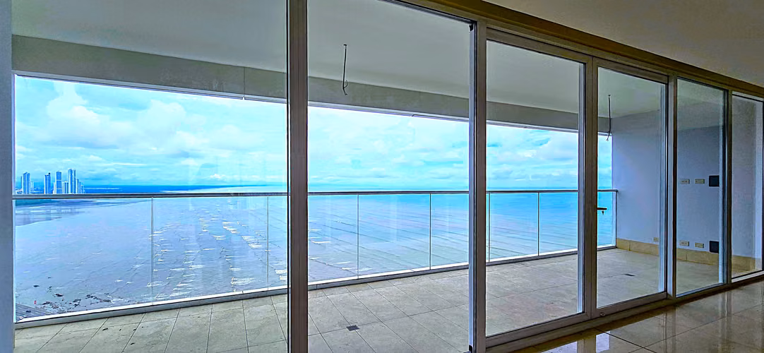 JUNIOR PENTHOUSE - PISO COMPLETO - FRENTE AL MAR - Imagen 3