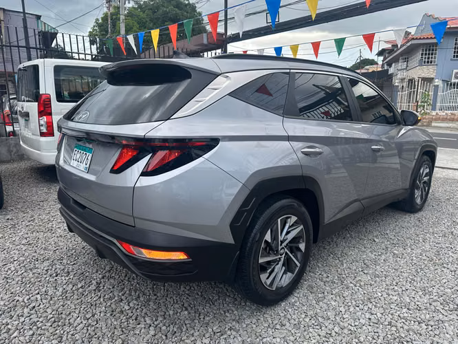 HYUNDAI TUCSON 2022 SOLO 37 MIL KILOMTROS - Imagen 7