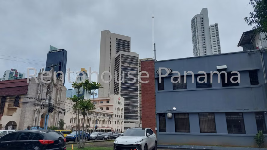 VENTA DE EDIFICIO OBARRIO GM - Imagen 2