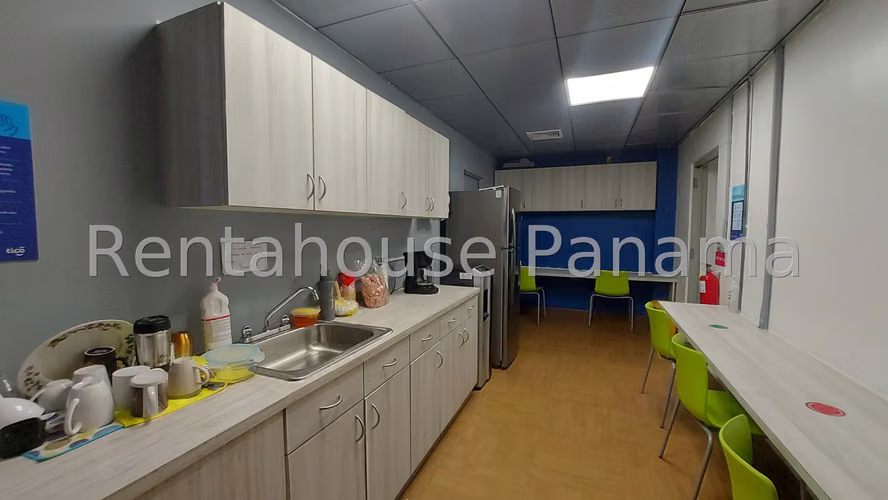 VENTA DE EDIFICIO OBARRIO GM - Imagen 7