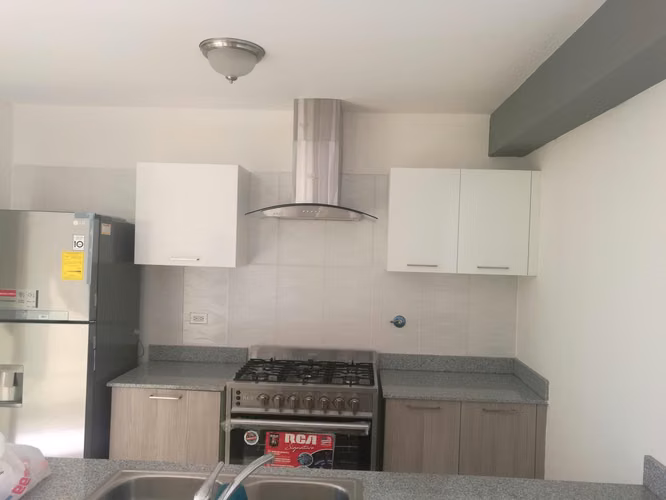 Se Vende Apartamento en Via España VLU27-1716 - Imagen 5