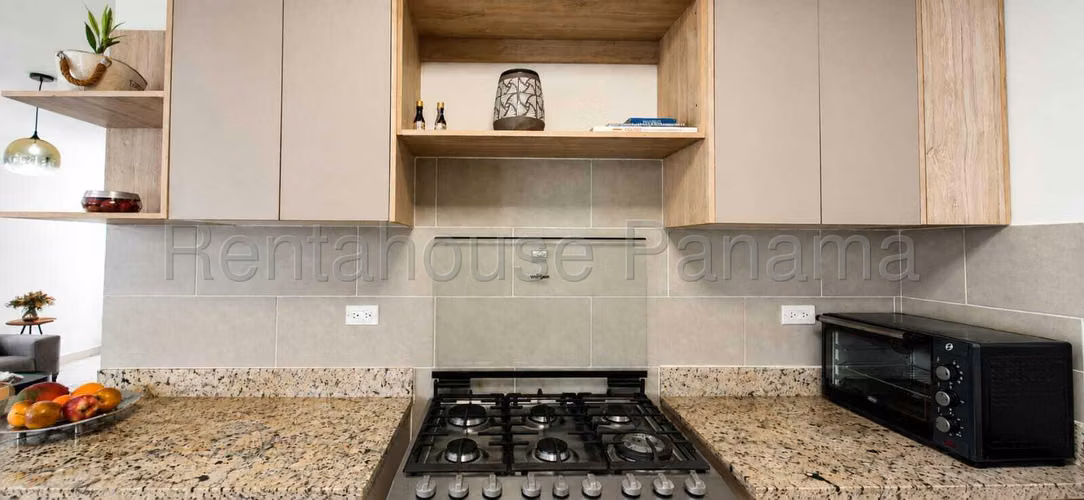 Se Vende Casa en Costa Sur VLU27-1697