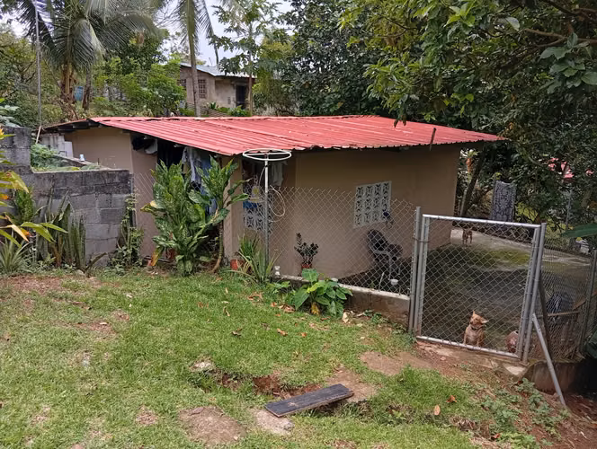 Vendo 2 Casas en el Coco La Chorrera, Villa Verde, detrás del Super99 - Imagen 2