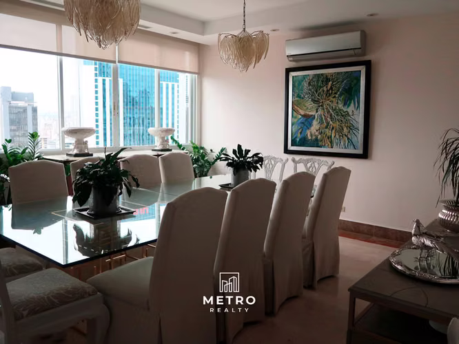 Venta de Apartamento en Marbella, PH Bahía Esmeralda