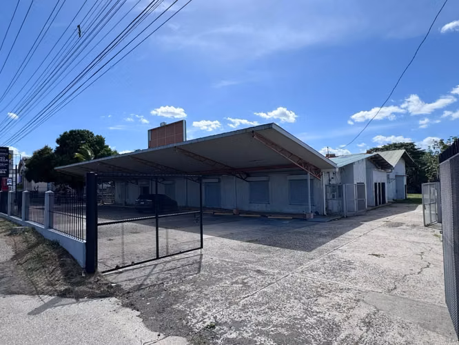 JUAN DÍAZ- ALQUILER O VENTA DE GALERA DE 1,750 M² +TERRENO DE 5,898 M² + GALERA DE 1,750 M² RM3C2 - Imagen 5