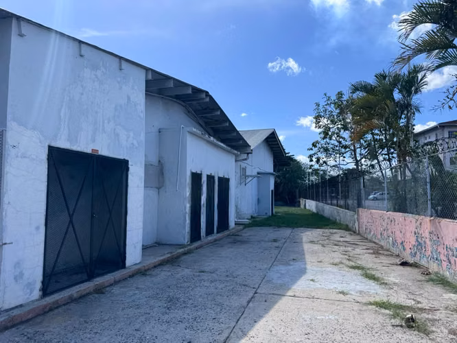 JUAN DÍAZ- ALQUILER O VENTA DE GALERA DE 1,750 M² +TERRENO DE 5,898 M² + GALERA DE 1,750 M² RM3C2 - Imagen 8