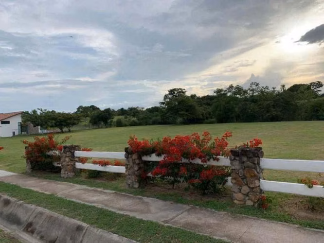 Venta Terreno San Carlos en Complejo Residencial Punta Barco Village