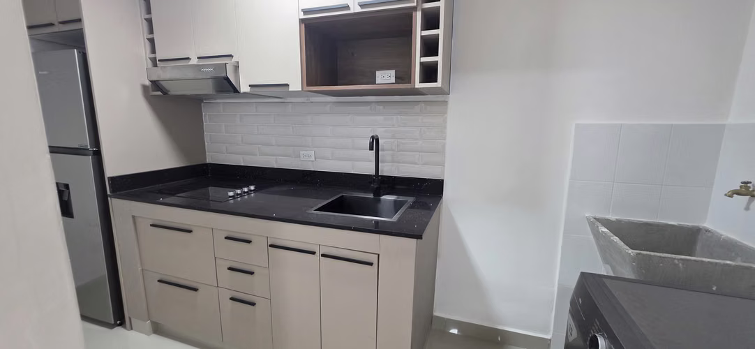 Alquiler Apartamento Bella Vista Av Arosemena - Imagen 4