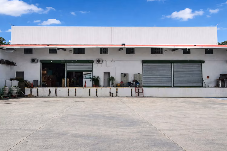 BODEGA EN ALQUILER | MAÑANITAS | VIA PRINCIPAL - Imagen 9