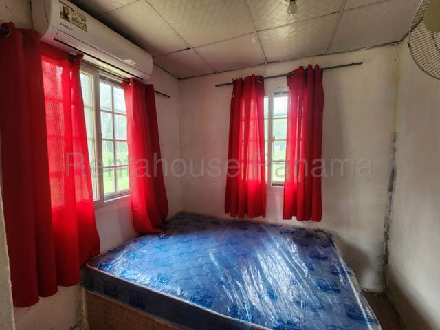 Venta de casa de playa en Isla Grande,  Colón  26GC3077 - Imagen 7