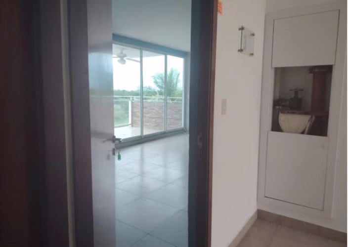Se Vende Apartamento con Playa Blanca con 3 habitaciones  - Imagen 9