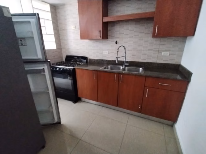 Alquiler Apartamento San Francisco-Vía Isrrael Amplio y Buen mantenimiento No Broker - Imagen 4