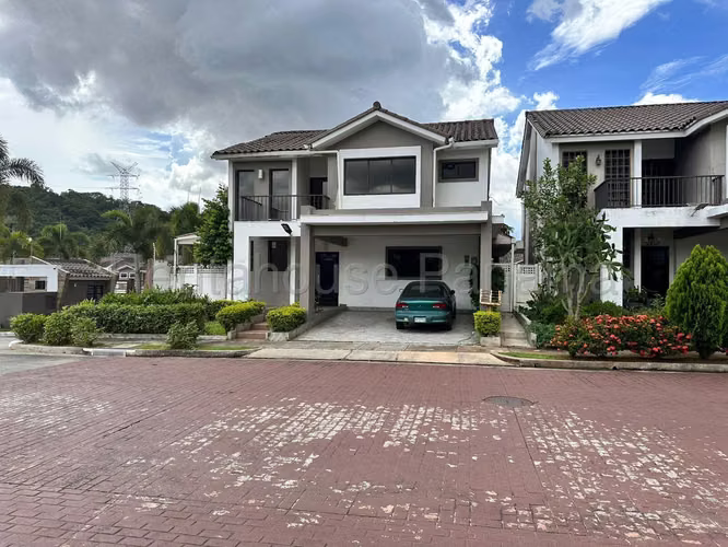 Casa en Paseo del Norte - Venta - Imagen 19