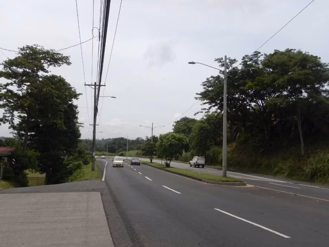 Se vende Terreno en Las Cumbres - Imagen 3