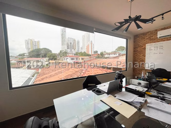 Oficina en Venta en Hato Pintado.