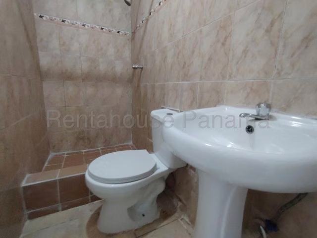 Venta de casa en Sabanitas,  Colón 26GC7398 - Imagen 11