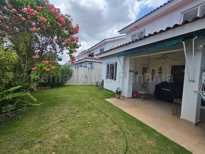 Venra de casa en Quintas de Versalles Modelo Lyon 26MVCH8220 - Imagen 17