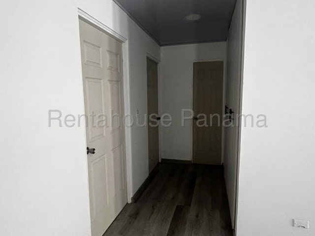 Amplia y conveniente casa en venta Altos de San Judas, Colón 26GC8721