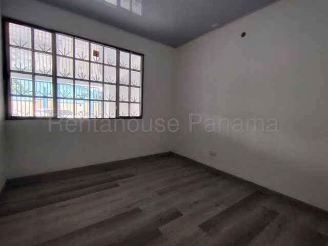 Amplia y conveniente casa en venta Altos de San Judas, Colón 26GC8721