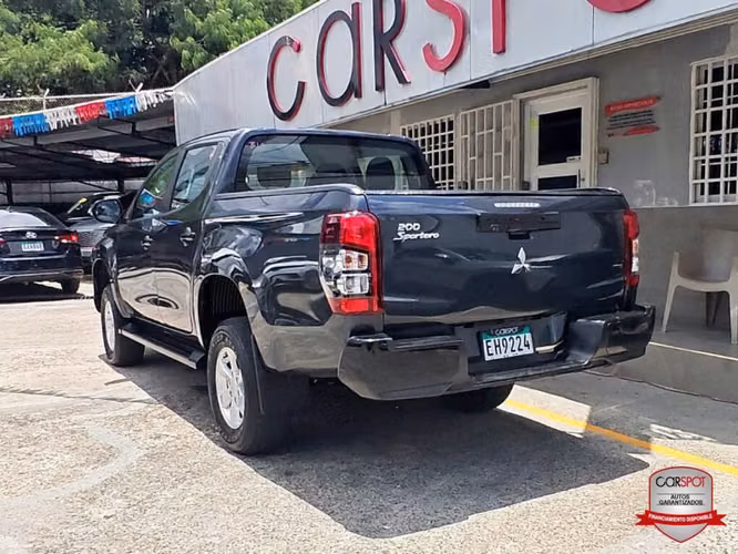 Mitsubishi L200 Sportero 2024 Automática EH9224