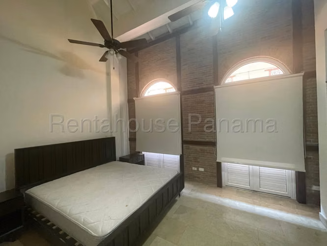 Alquiler de Apartamento en Casco Antiguo Ph Casa Luis SN - Imagen 13