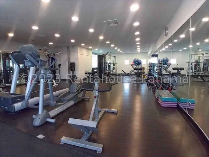 Apartamento en Venta en La Cresta  JG