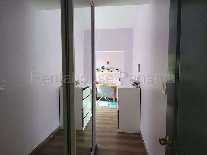 Vendo Casa en Reparto OF26-8746 - Imagen 17