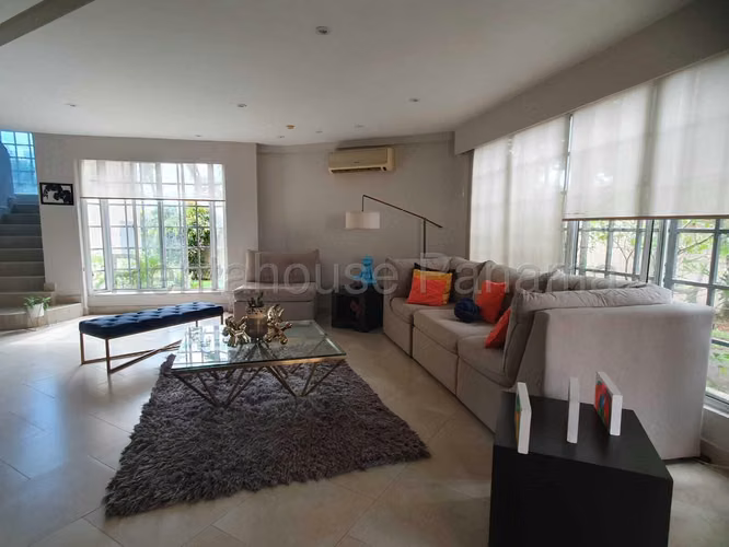 Venta de Casa en Reparto Nuevo Panama Casa Nro Solo Cliente Directo LFC