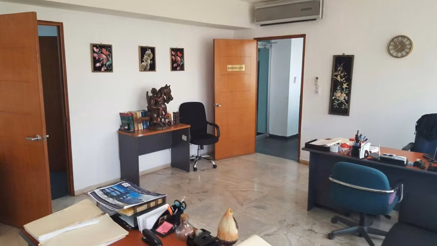 Alquiler de Oficina en Los Angeles Torre R. Parada Solo Cliente Directo LFC