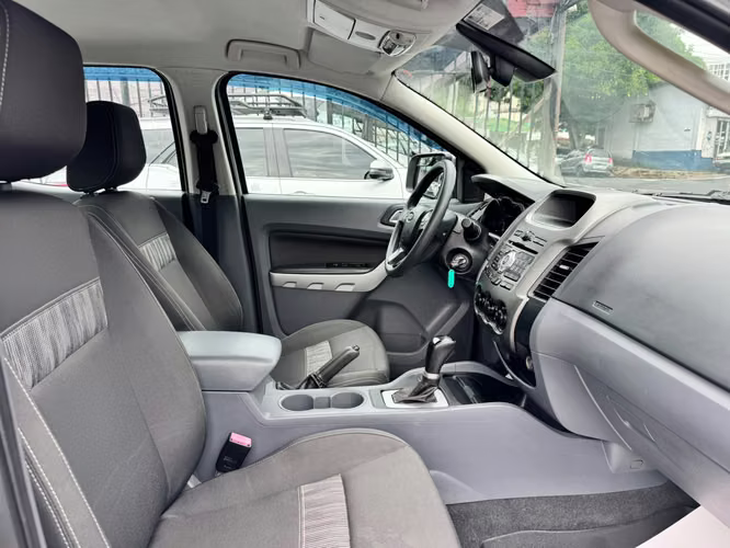 FORD RANGER AUTOMATICO 4X4 DIESEL - Imagen 13