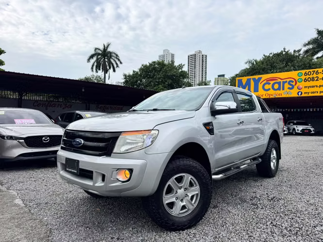FORD RANGER AUTOMATICO 4X4 DIESEL