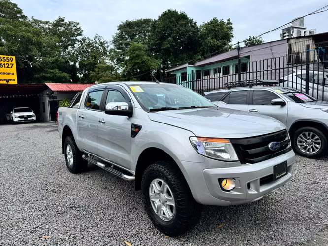 FORD RANGER AUTOMATICO 4X4 DIESEL - Imagen 4