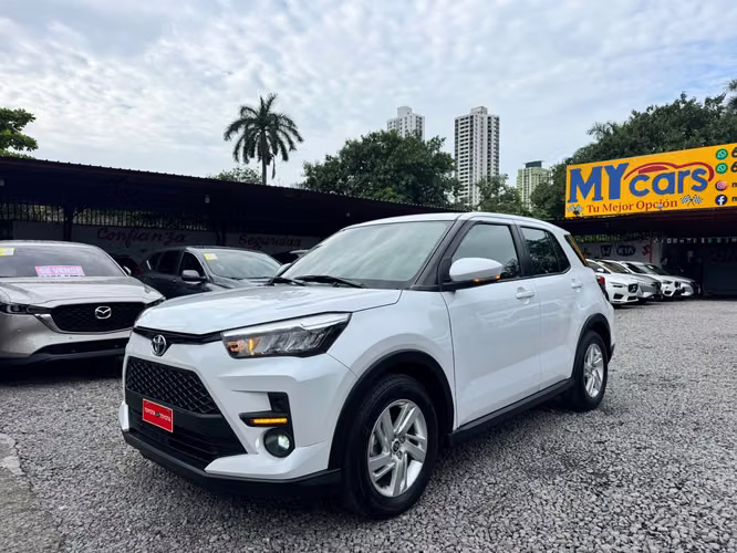 TOYOTA RAIZE 2023 FULL EXTRAS - Imagen 2